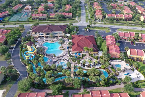 Advantages of Staying in a Resort